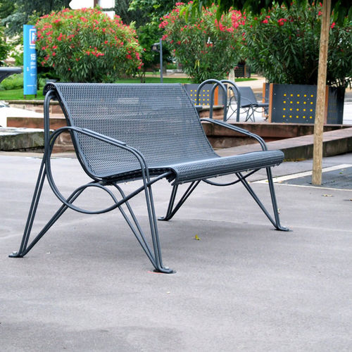 Panca per spazi pubblici contemporanea - AMBIENTE - Euroform K. Winkler GmbH - in acciaio galvanizzato / con schienale / con braccioli