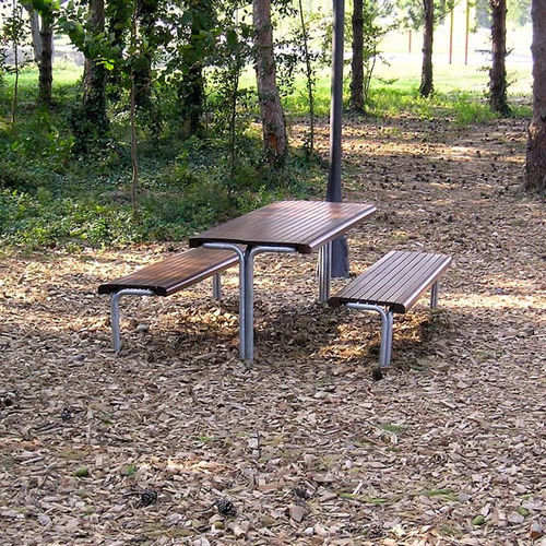 Tavolo da picnic contemporaneo - MERCURO - Euroform K. Winkler GmbH - in legno di latifoglie / con supporto in acciaio galvanizzato / rettangolare
