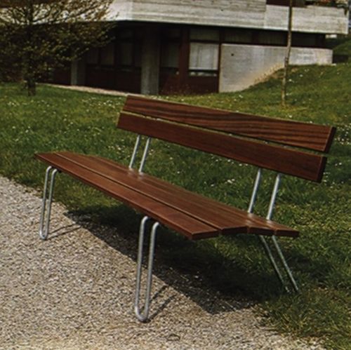 Panca per spazi pubblici contemporanea - CLASSIC - Euroform K. Winkler GmbH - in legno di latifoglie / in acciaio galvanizzato / con schienale