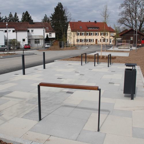 Rastrelliera per biciclette a pavimento - LINEASOSTA - Euroform K. Winkler GmbH - per spazi pubblici / in acciaio galvanizzato / in legno