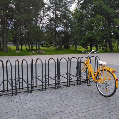 Rastrelliera per biciclette a pavimento - ELEGANCE 180 - Euroform K. Winkler GmbH - per spazi pubblici / in acciaio galvanizzato / professionale