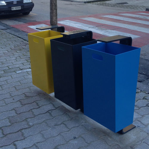 Portarifiuti pubblico - ZETACESTINO - Euroform K. Winkler GmbH - in acciaio galvanizzato / in lamiera d'acciaio / con portacenere integrato