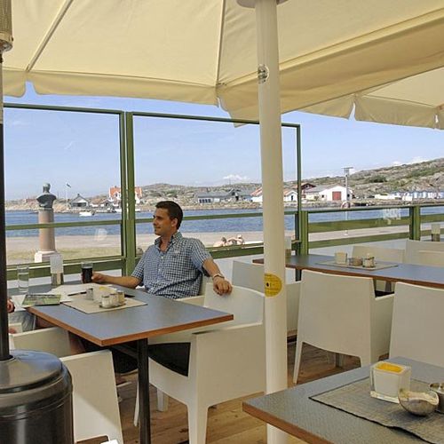 Pannello paravento in vetro - CAFÉ AU LÄ® - Svalson - in alluminio / per ristorante