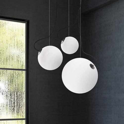 Lampada a sospensione - OPERA - Caimi Brevetti SpA - in polietilene / design originale / con cavo