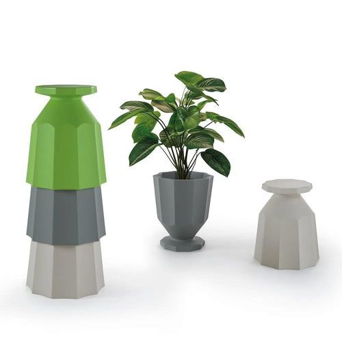 Fioriera in plastica riciclata - RERECYCLED - Caimi Brevetti SpA - in polietilene / conica / 100% riciclabile