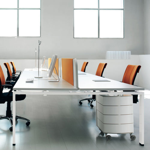 Scrivania per open space - CLICK OPERATIVE - Manerba - contemporanea / in legno / contract