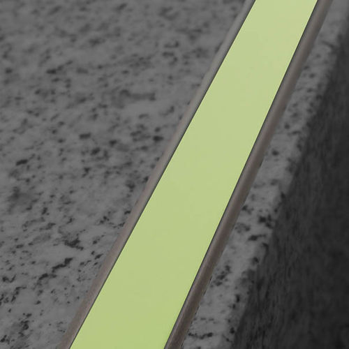 Profilo di separazione in alluminio anodizzato - NOVOPLETINA LUMINA - EMAC - per gradini / bordo per gradino / fotoluminescente