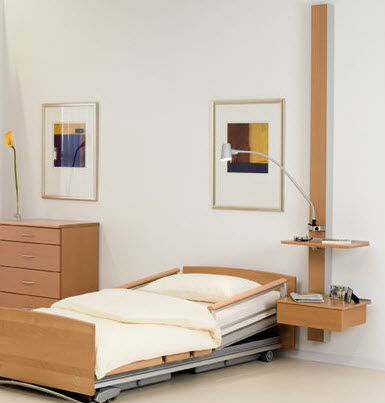 Comodino contemporaneo - Völker - in legno / rettangolare / per uso contract