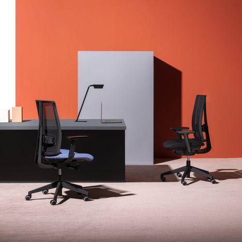 Sedia da ufficio contemporanea - SWITCH - LUXY - da interno / in tessuto / con supporto in metallo