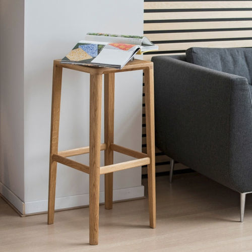 Sgabello da bar contemporaneo - KA - JAVORINA - in rovere / in legno massiccio / in noce