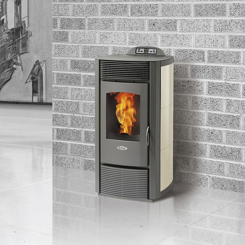 Stufa a pellet - ZC12 - FAIR srl - 0 - 5 kW / 5 kW...10 kW / 12 kW