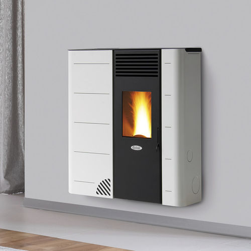 Stufa a pellet - BIO110S - FAIR srl - 0 - 5 kW / 5 kW...10 kW / da parete