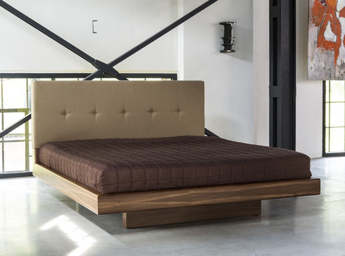Letto matrimoniale - LUGI - contemporaneo / in legno / contract