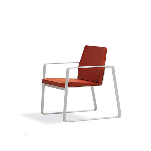 Sedia visitatore contemporanea - CALMA - DILEOFFICE - da interno / in metallo / in plastica