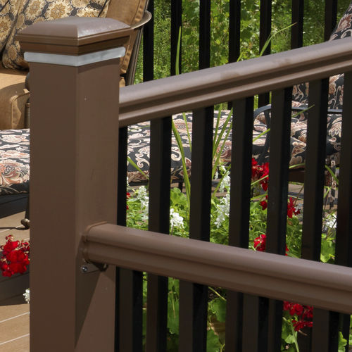 Ringhiera in alluminio - RADIANCERAIL® - AZEK Building Products - in PVC / pannelli in vetro / a sbarre