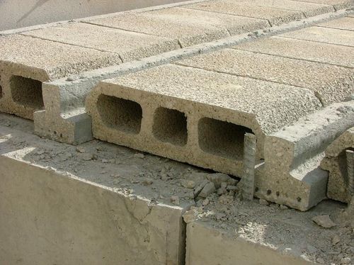 Solaio misto a travetti - Ballut Blocks - volterrane in calcestruzzo