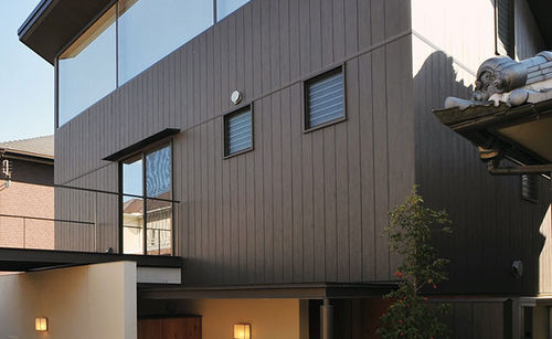 Rivestimento di facciata in pannelli - VINTAGEWOOD™ BARK - NICHIHA FIBER CEMENT - in legno / con scanalature