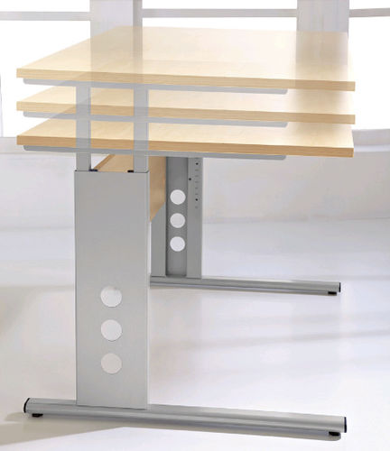 Scrivania contemporanea - BEAT - RÖHR-Bush - in legno / ad altezza regolabile / per bambini