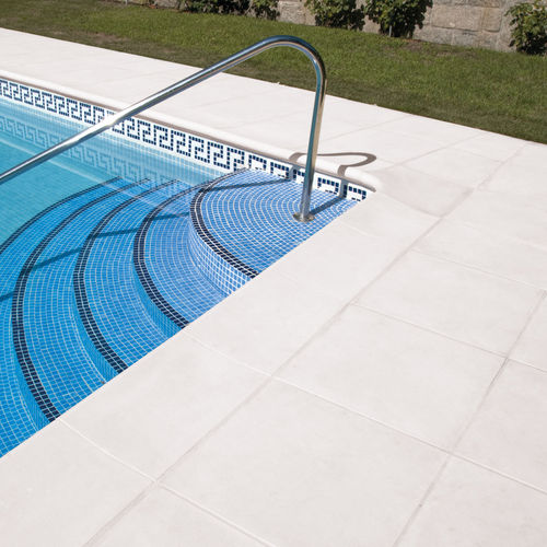 Bordo di piscina in pietra ricostituita - CAÑAVERAL - Verniprens