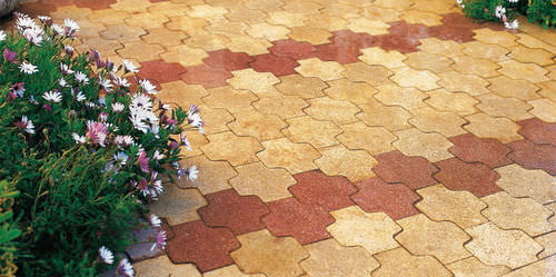 Pavé in calcestruzzo - BAHIA - Verniprens - per pedoni / in materiale riciclato