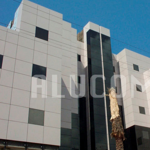 Rivestimento di facciata in pannelli - ALUCOMAT® BRUSHED - ALUCOMAT | JSN - in alluminio / in composito / liscio