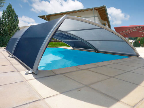 Copertura per piscina bassa - TECH-STYLE - ABRISUD - telescopica / in titanio / con azionamento manuale