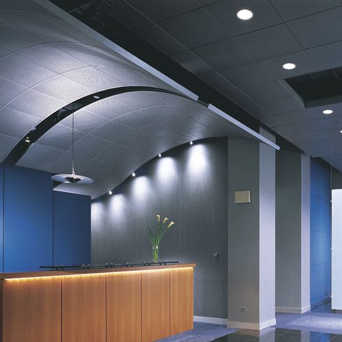 Controsoffitto in legno - CURVATURA™ - USG - in fibra minerale / in pannelli / per ufficio