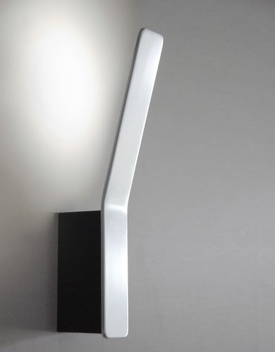 Applique contemporanea - TAPE LINEAR - Formagenda - da interno / in alluminio / lineare