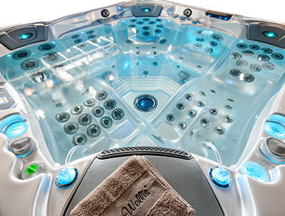 Spa fuoriterra - MADRID - PISCINES MAGILINE - quadrata / 5 posti / per uso residenziale