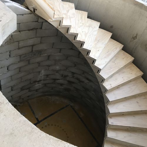 Gradino in pietra naturale - CREA STONE - ad alta resistenza