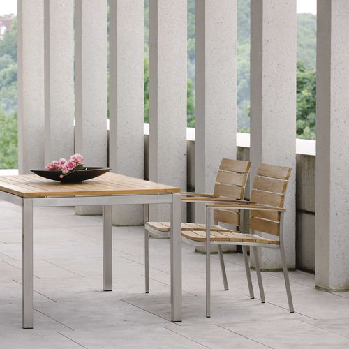Sedia da giardino contemporanea - SAVONA - STERN MOEBEL - da esterno / in teak / con supporto in acciaio inossidabile