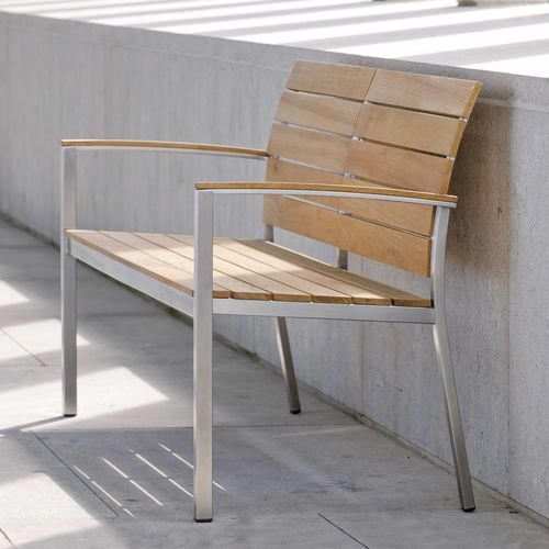 Panca da giardino contemporanea - SAVONA - STERN MOEBEL - in teak / in acciaio inossidabile / con schienale