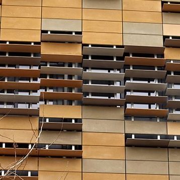 Facciata ventilata in calcestruzzo - VENT-SCREEN® - Breinco - in fogli / grande formato / colorata