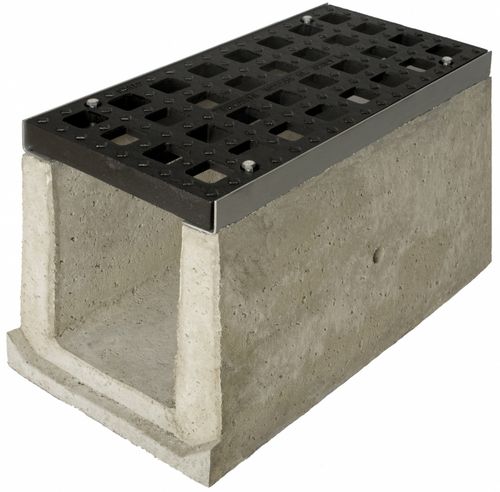 Canaletta con griglie - CANIVEAUFIX 50 - GLS Prefabricados - in calcestruzzo / griglia in ghisa / per spazio pubblico