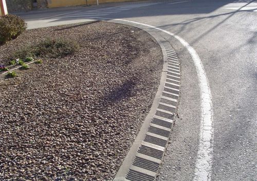 Rampa carrabile per marciapiede - BOREAMR - GLS Prefabricados - in calcestruzzo / altre forme