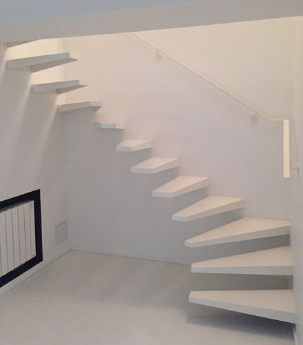 Scala a U - AERO ACIER LAQUE BLANC - Trescalini - con gradini in metallo / con struttura in metallo / design
