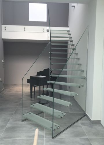 Scala a L - SKYSTEP - Trescalini - con gradini in vetro / con struttura in vetro / contemporanea