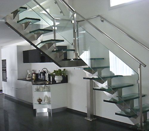 Scala a L - MANHATTAN INOX BROSSÉ ET VERRE STANDARD - Trescalini - con gradini in vetro / con struttura in acciaio inossidabile / contemporanea