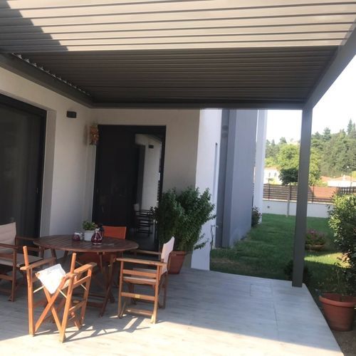 Pergola addossata - CospiBio - COSPICON  SA - in alluminio / a lamelle orientabili / a lamelle frangisole
