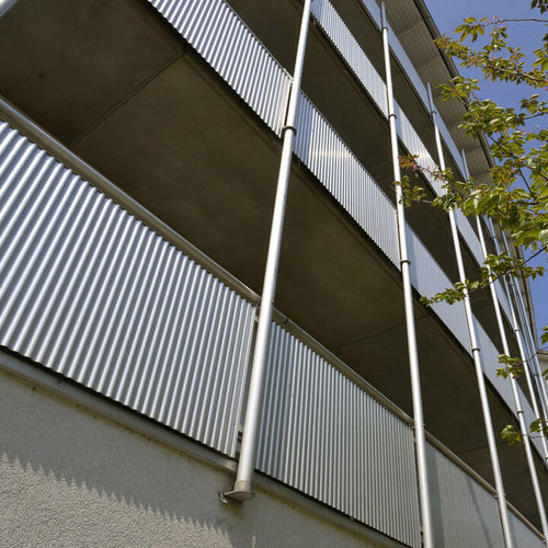 Rivestimento di facciata in pannelli - SINUS - PREFA Aluminiumprodukte GmbH - in lega / in alluminio / orizzontale