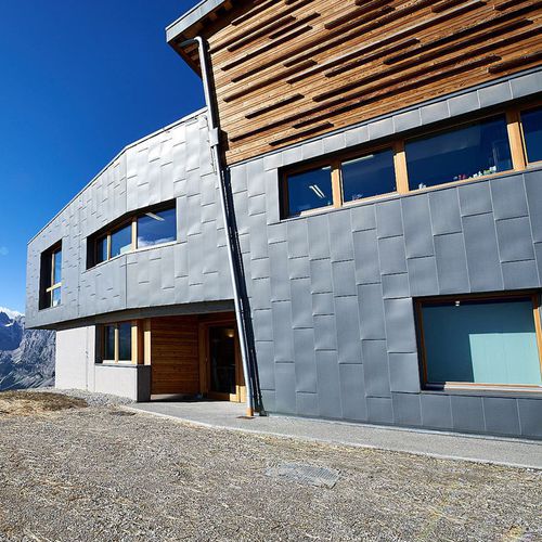 Facciata ventilata in rame - CHALET FIAT, DOLOMITES - ZINTEK - in zinco titanio / in fogli / liscia
