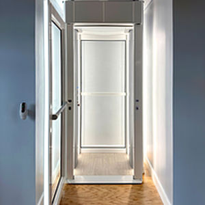 Ascensore elettrico - LUMA HOMELIFT - Garaventa Lift - ad uso residenziale / con illuminazione LED / con sistema di ventilazione