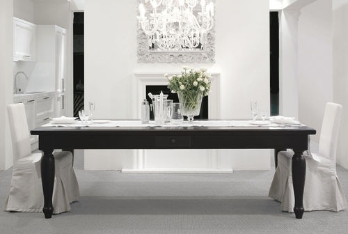 Tavolo classico - GALLERY - CASTAGNA CUCINE - in legno laccato / con supporto in legno laccato / rettangolare