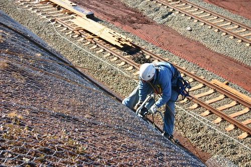 Rete paramassi - ROCKFALL &ndash; STEELGRID&reg; HIGH STRENGTH MESH - Maccaferri