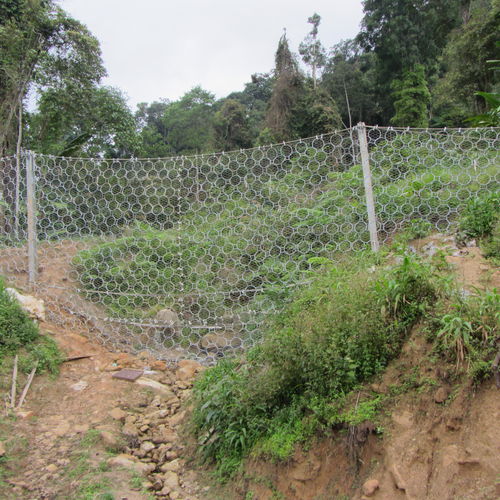 Barriera di protezione - DEBRIS FLOW - Maccaferri - fissa / in metallo / per cantiere