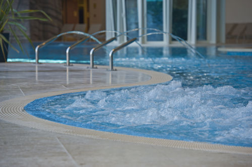 Piscina a onde - CEMI - da esterno / per centro benessere / interrata