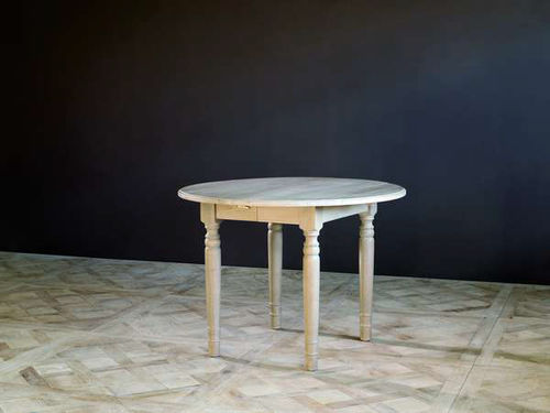 Tavolo da pranzo classico - NOTTINGHAM CITY - APULIA HOME DECOR - in rovere / allungabile / per uso residenziale