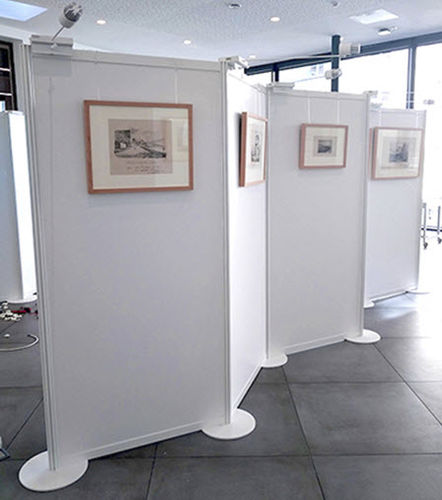 Parete amovibile - PANNEAUX D'EXPOSITION 8 DIRECTIONS - SARAZINO VITRINES - modulare / mobile / in alluminio