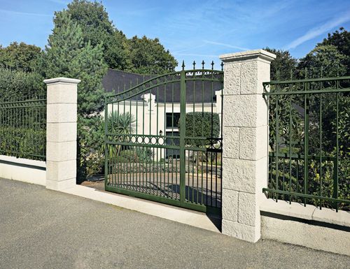 Pilastro per recinzione in pietra ricostituita - RENAISSANCE - ORSOL