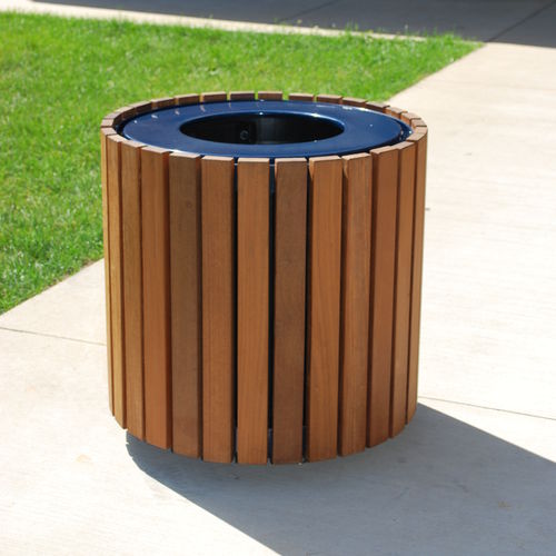 Portarifiuti pubblico - WALDEN™ - Madrax/Thomas Steele - in acciaio con rivestimento a polvere / in ipè / in plastica